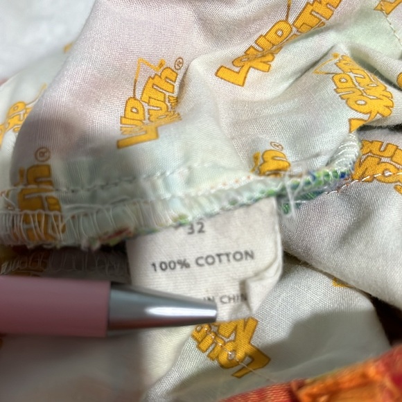 Loudmouth crazy golf shorts - Picture 5 of 7